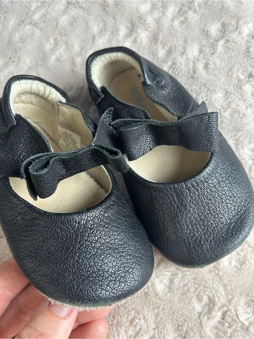 Robeez Black Baby Girl Flats Shoes Bows Size 18-24 Months Soft Sole